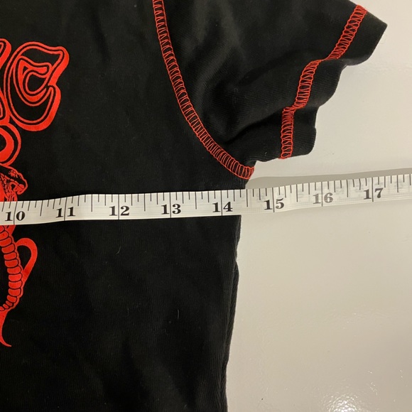 red chaotic baby-tee, h&m/divided - Picture 5 of 7